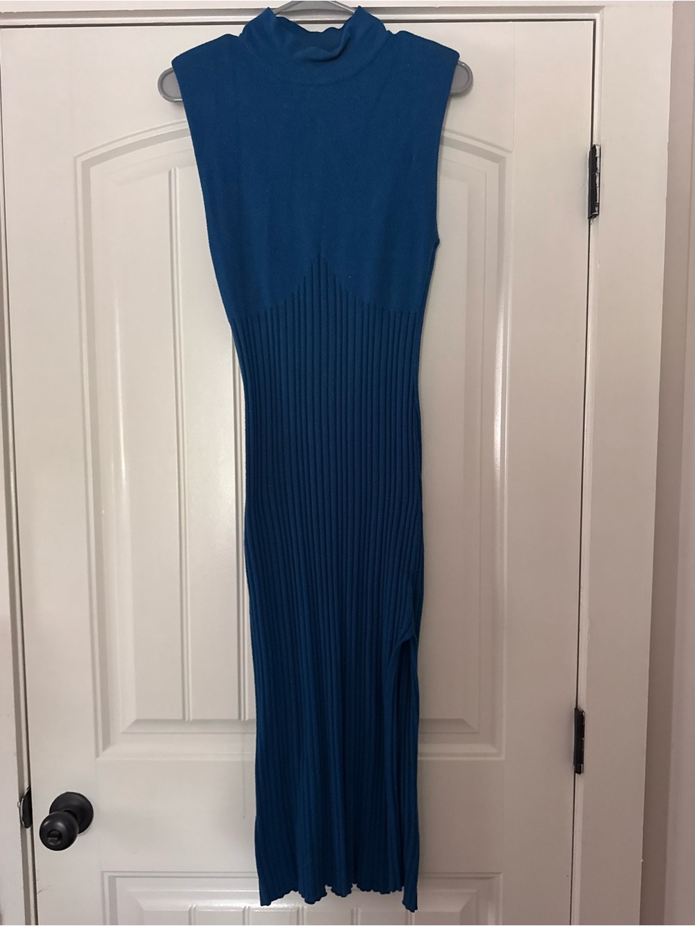 Sleeveless Ribbed Midi Dress in Teal Blue